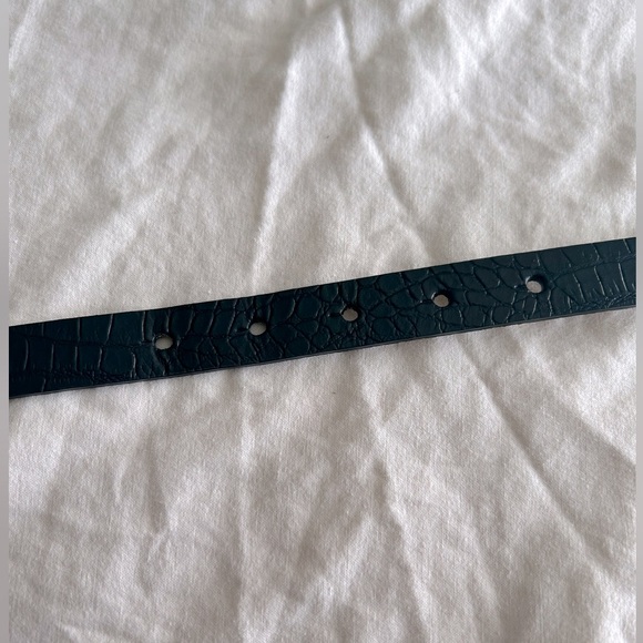 Women’s Michael Kors reversible belt - Picture 5 of 9